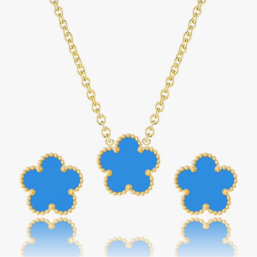 Gold and Blue Flower Lucky Clover Pendant Necklace  and Earrings Set
